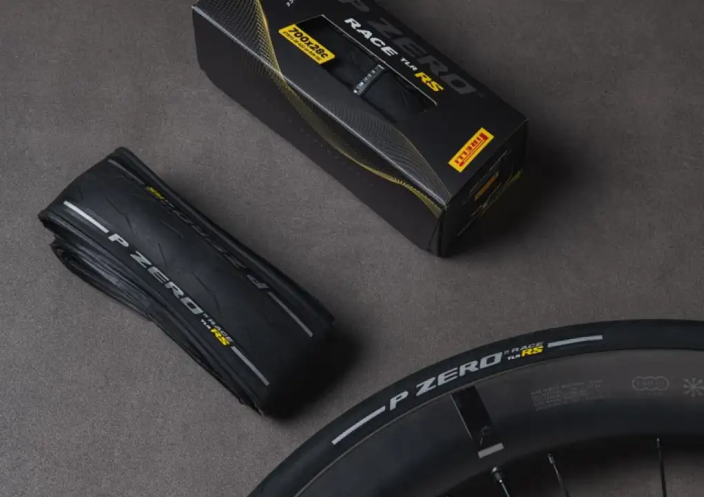 Nová úroveň výkonu v cyklistice: Představení Pirelli P ZERO™ Race TLR RS