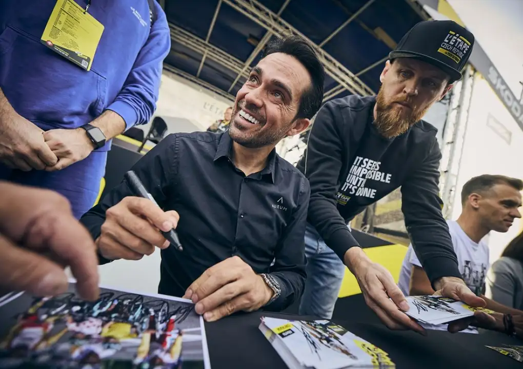 První kopec rozjel Contador, pak se stavil na pivo... L´Etape Czech vyhrál Fiala