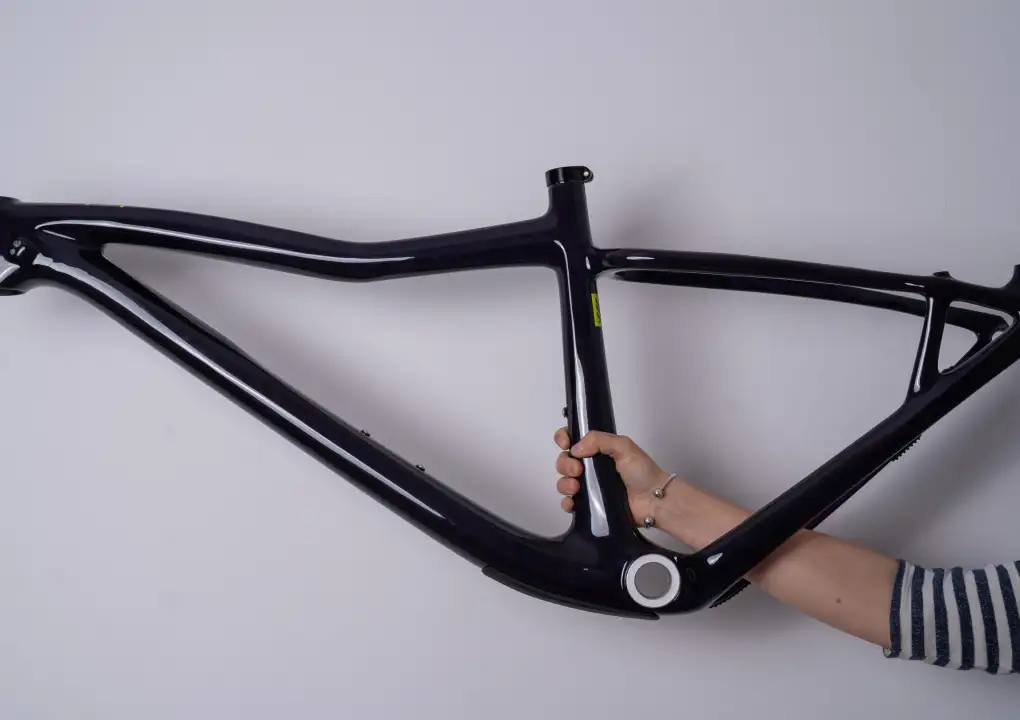 Ibis DV9: Ideálny hardtail pre bikepackingové dobrodružstvá