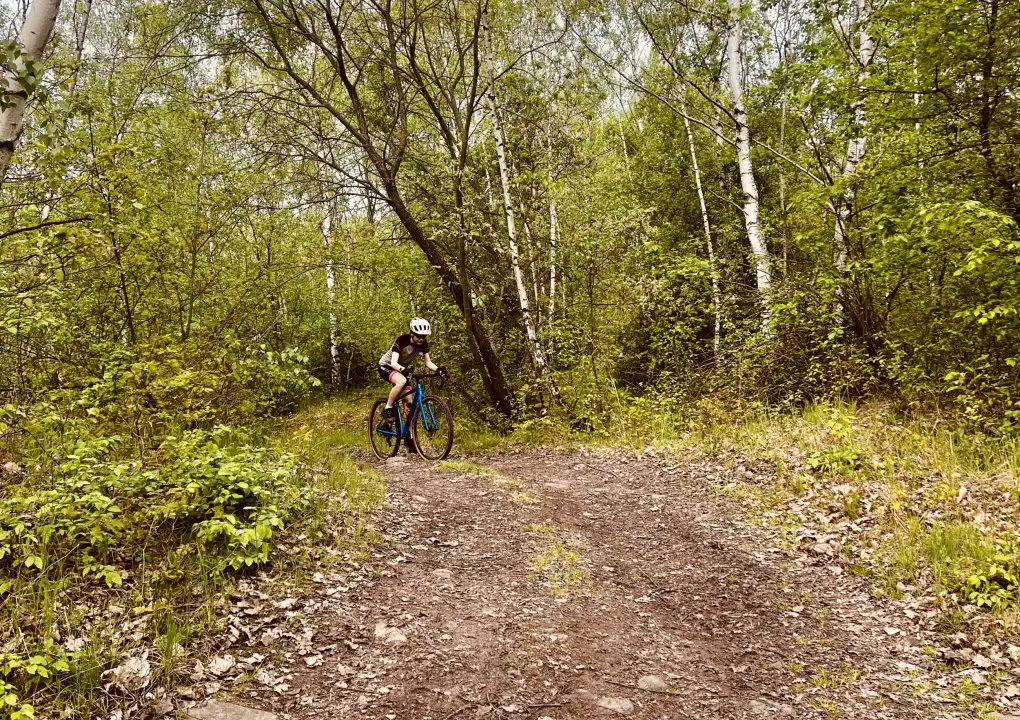 Cestou necestou s gravelem Cannondale Topstone